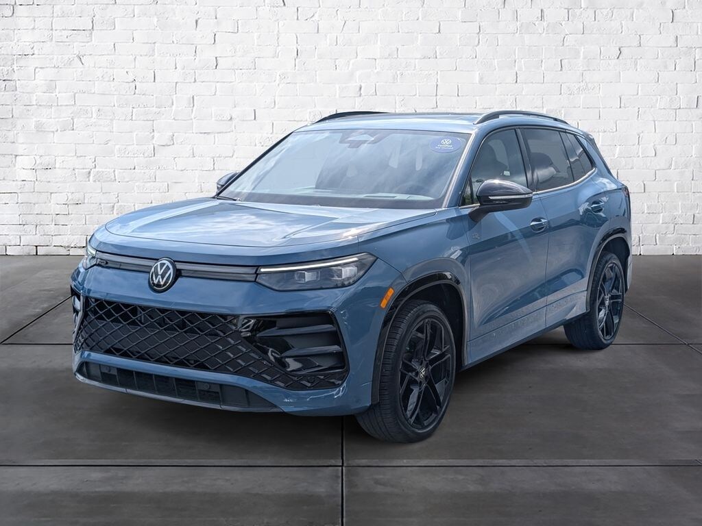 Certified 2025 Volkswagen Tiguan 2.0T SE R-Line Black SUV