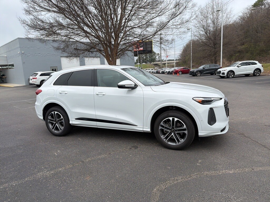 Used 2025 Audi Q5 2.0T Premium SUV