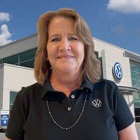 Staff member Kelly Epperson from ID_fc75a296f464