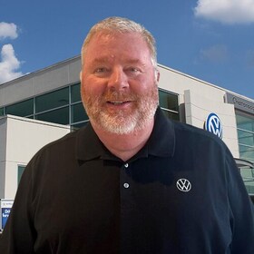 Staff member Robert Rumfelt from ID_4d810b6423c5