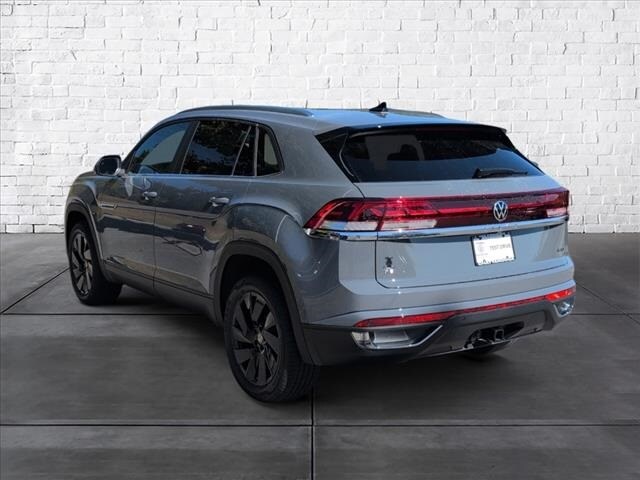 2026 Volkswagen Atlas Cross Sport SE Technology photo 3