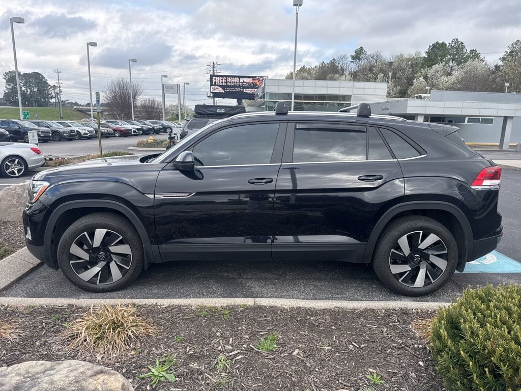 Used 2024 Volkswagen Atlas Cross Sport 2.0T SE w/Technology SUV