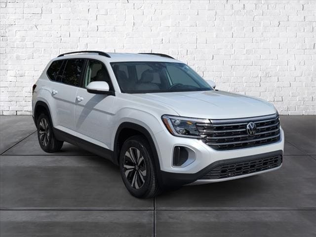 2026 Volkswagen Atlas SE's photo