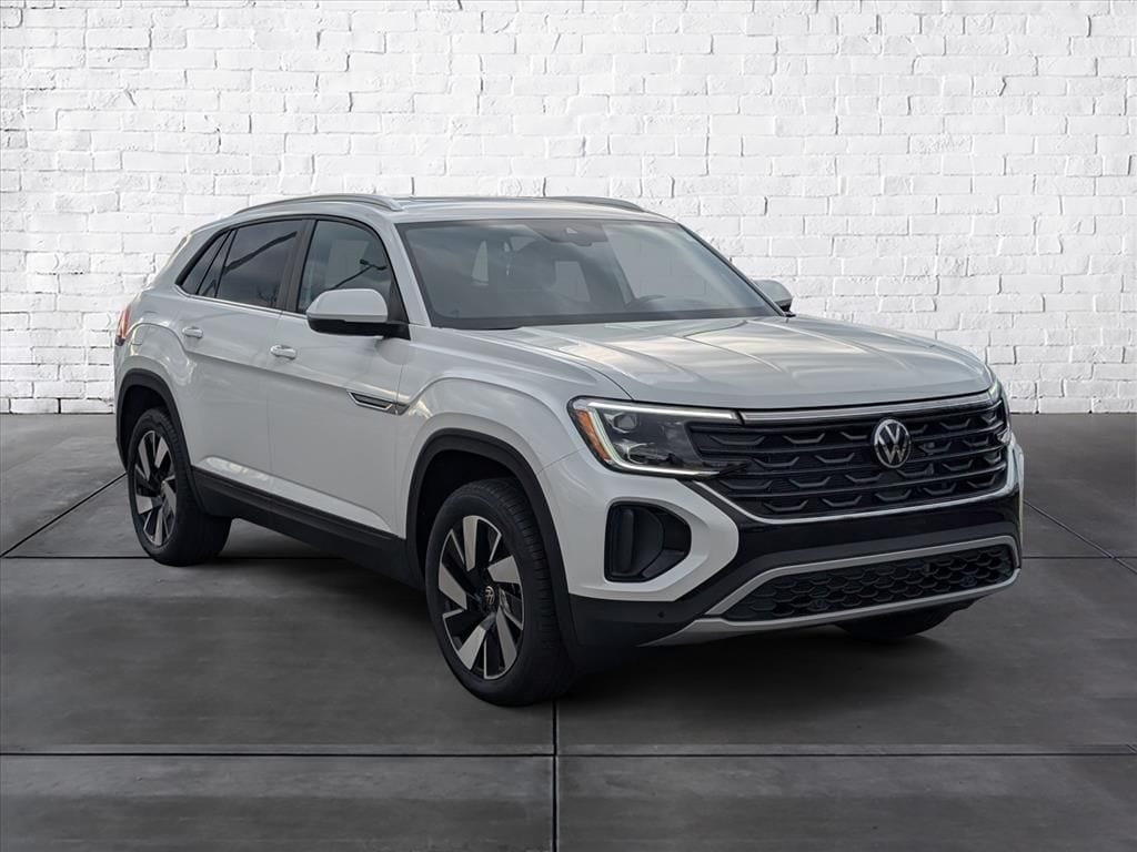 New 2026 Volkswagen Atlas Cross Sport 2.0T SE w/Technology SUV