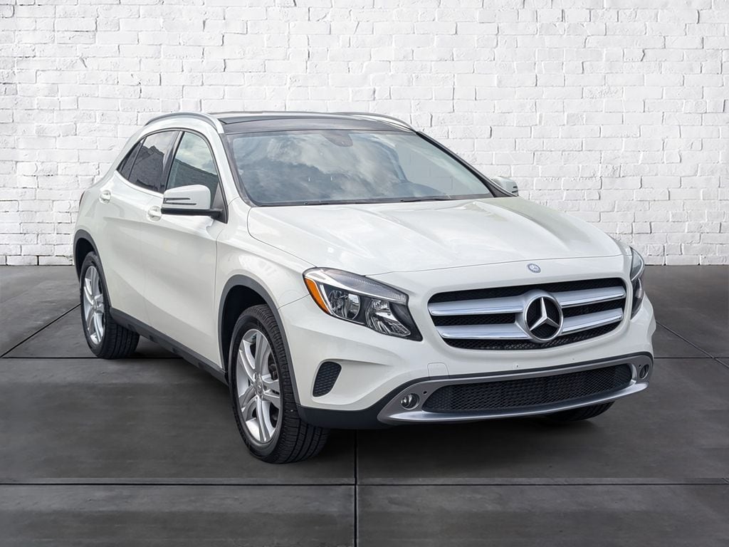 2015 Mercedes-Benz GLA GLA250 4MATIC's photo