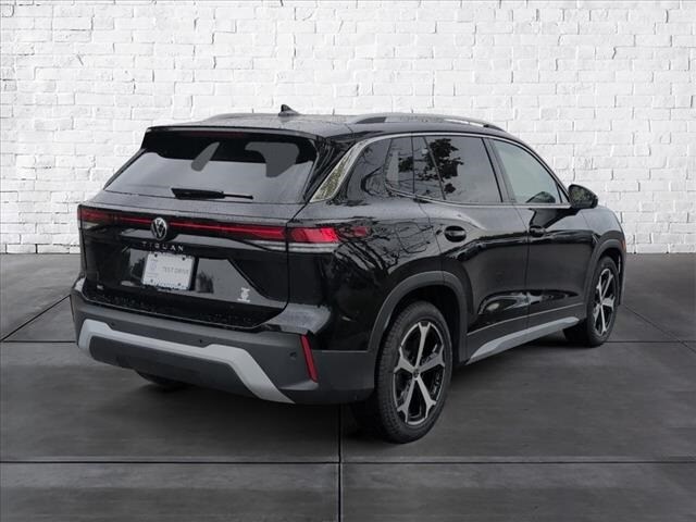 2025 Volkswagen Tiguan SE photo 4