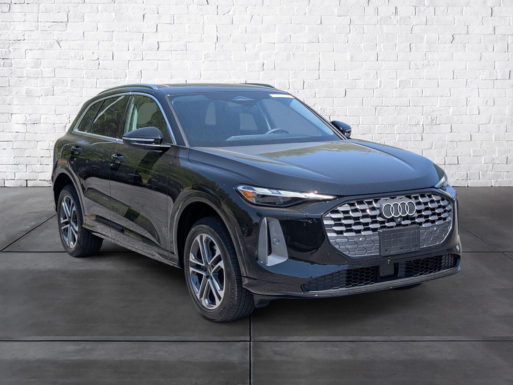 2025 Audi Q5 40 Premium's photo