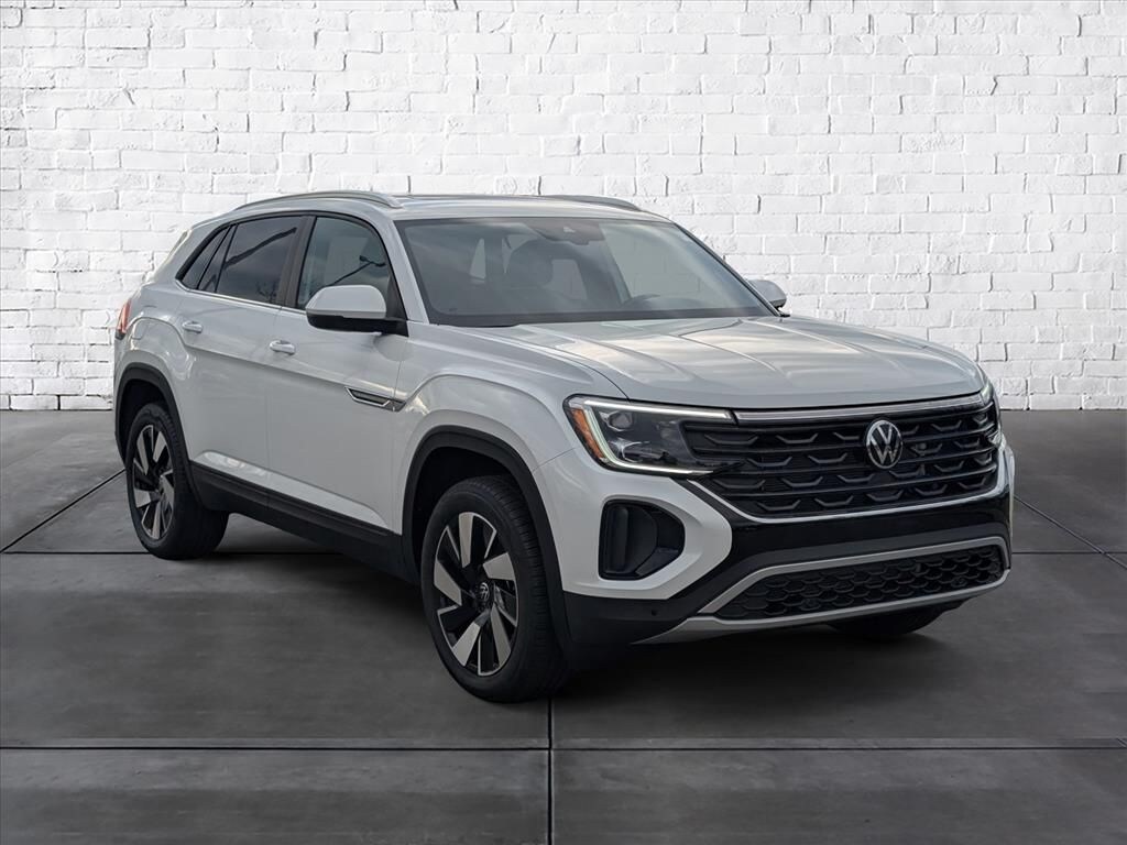New 2026 Volkswagen Atlas Cross Sport 2.0T SE w/Technology SUV