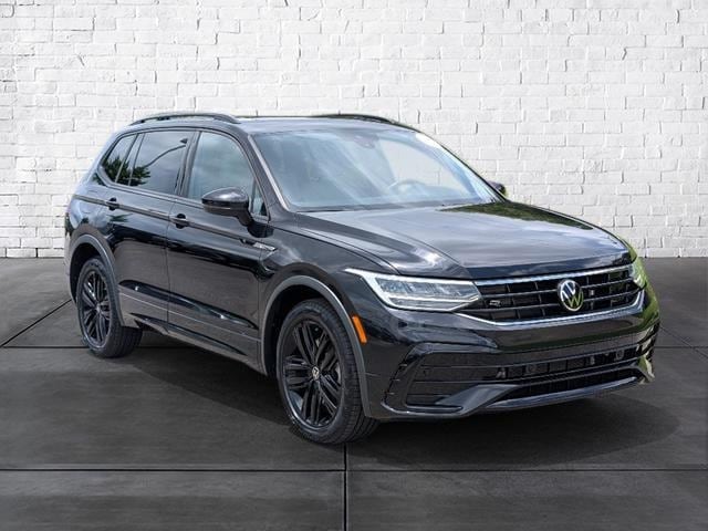 Used 2022 Volkswagen Tiguan SE R-LINE BLACK with VIN 3VVCB7AX4NM054564 for sale in Chattanooga, TN