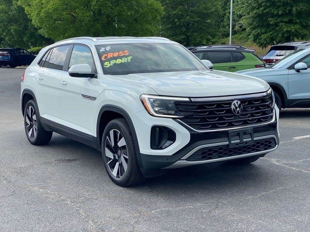 Used 2024 Volkswagen Atlas Cross Sport SE w/Tech with VIN 1V2WE2CA1RC211827 for sale in Chattanooga, TN