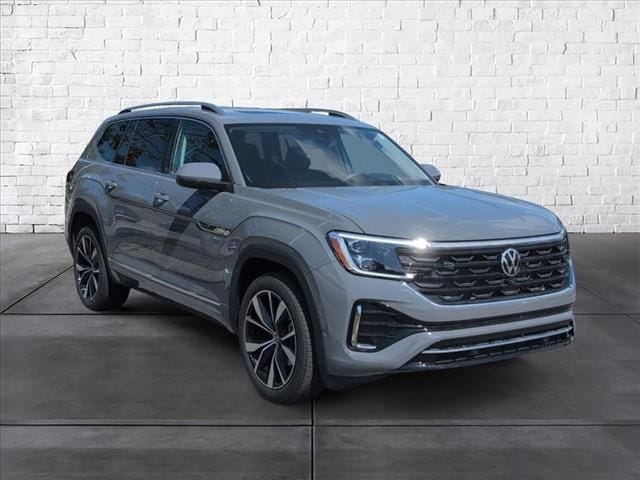 2026 Volkswagen Atlas SEL Premium R-Line's photo