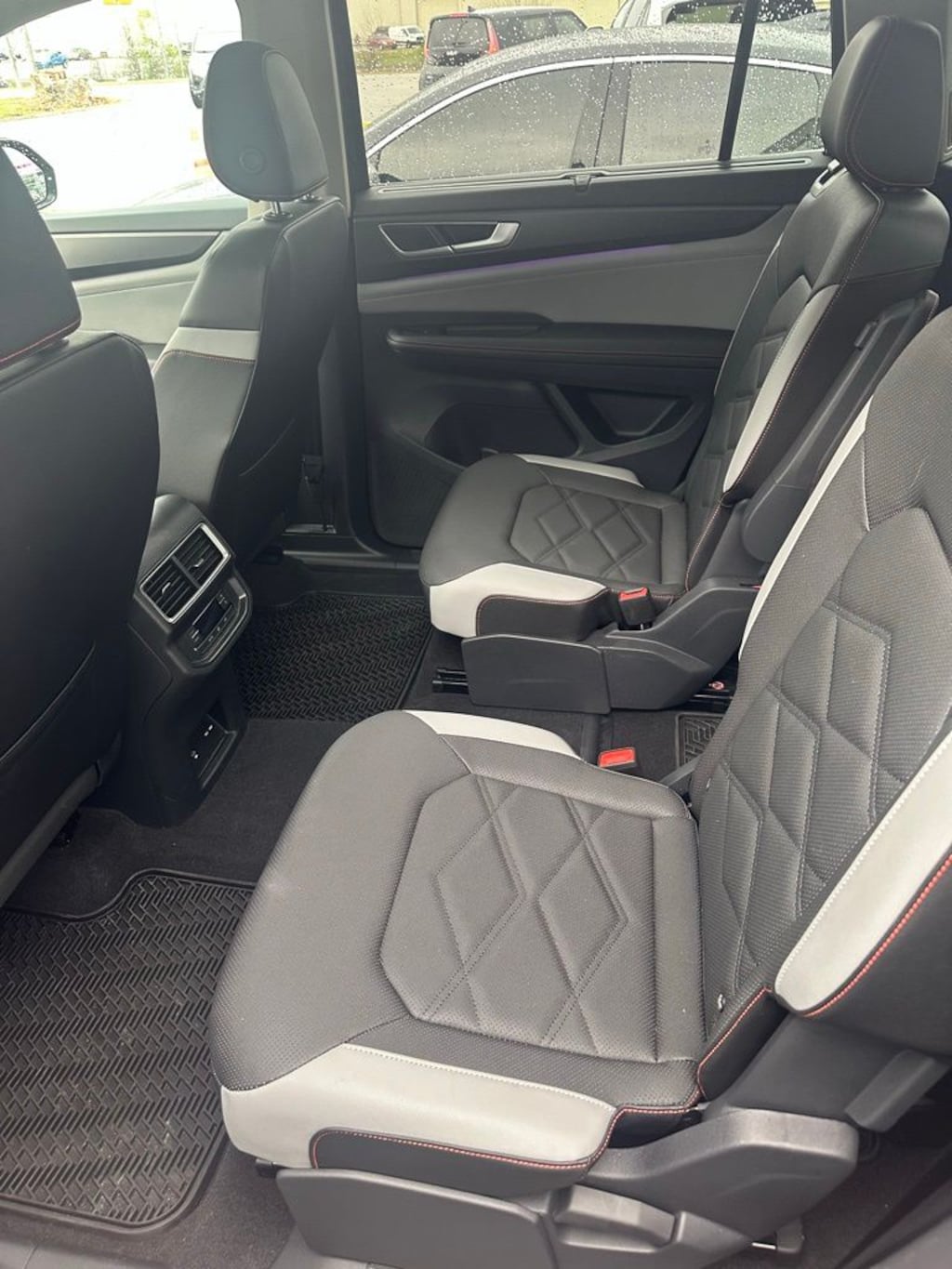 Used 2025 Volkswagen Atlas 2.0T Peak Edition SUV