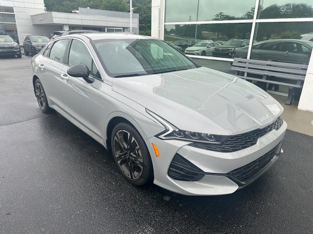 2023 Kia Optima GT-Line FWD's photo