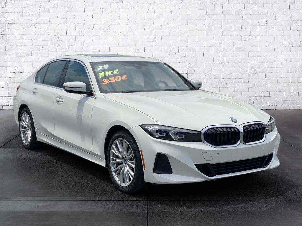 Used 2024 BMW 3 Series 330e with VIN 3MW39FF01R8E08276 for sale in Chattanooga, TN