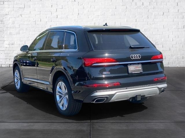 2025 Audi Q7 Premium Plus photo 2