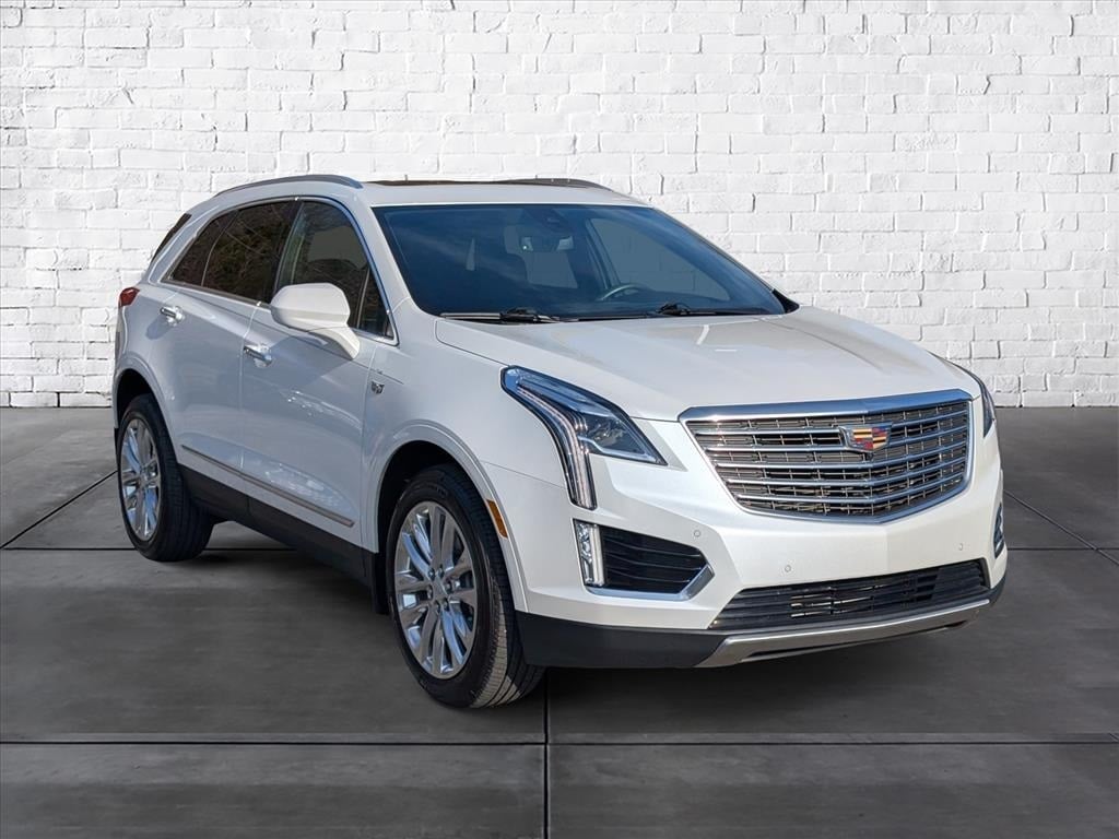 Used 2017 CADILLAC XT5 Platinum SUV