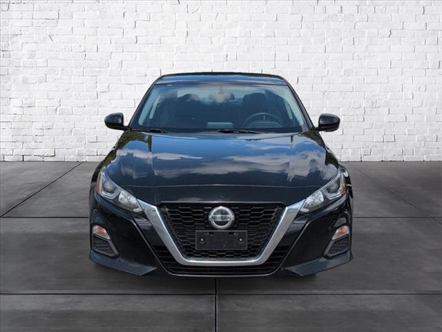 2020 Nissan Altima 2.5 S photo 2