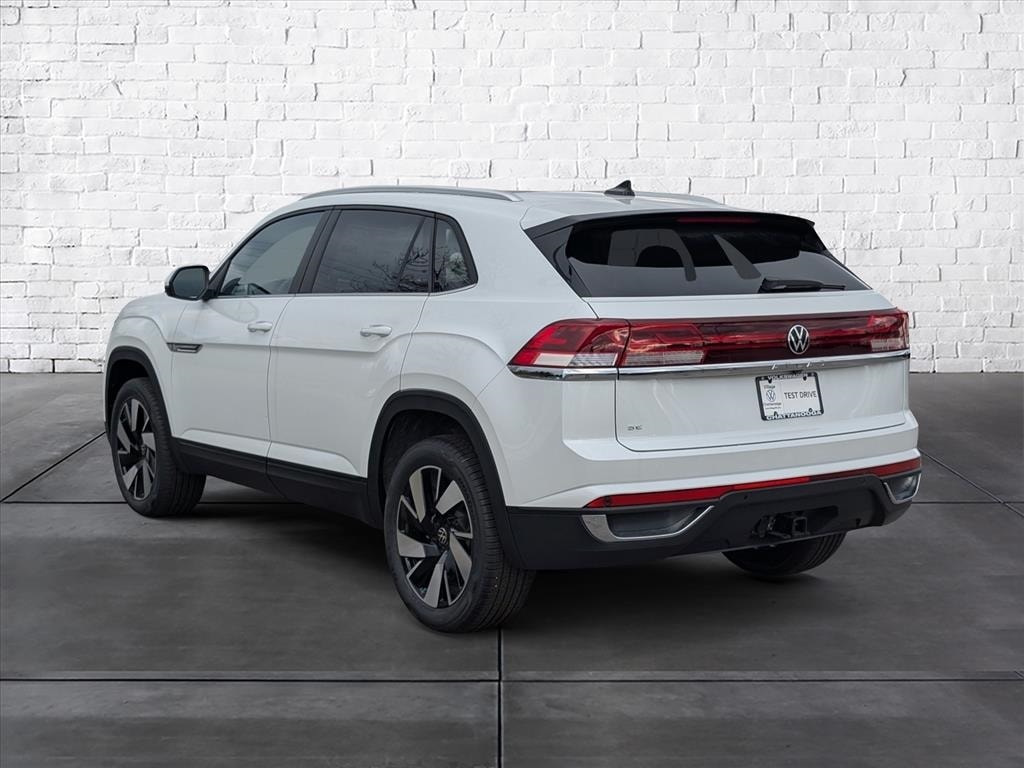 New 2026 Volkswagen Atlas Cross Sport 2.0T SE w/Technology SUV