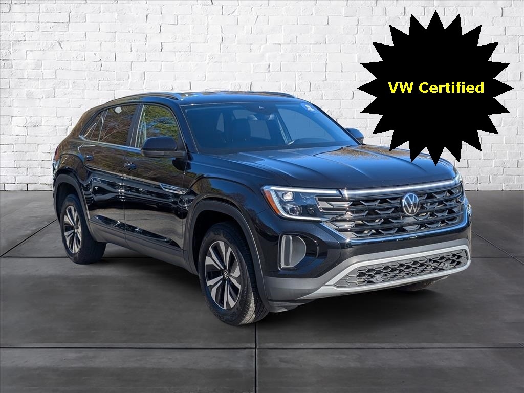 2025 Volkswagen Atlas Cross Sport SE's photo