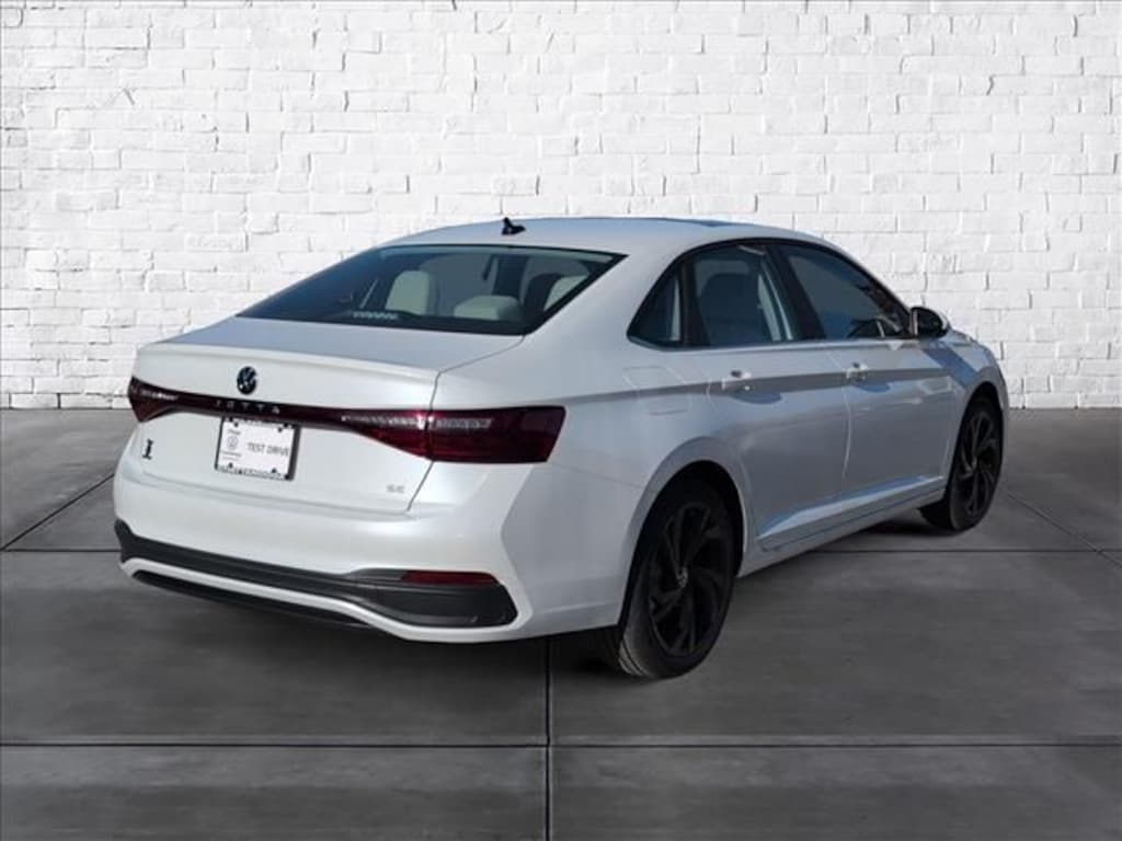 New 2026 Volkswagen Jetta 1.5T SE Sedan