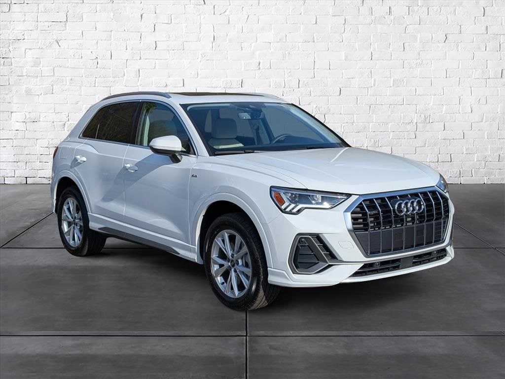2025 Audi Q3 S Line Premium Plus's photo