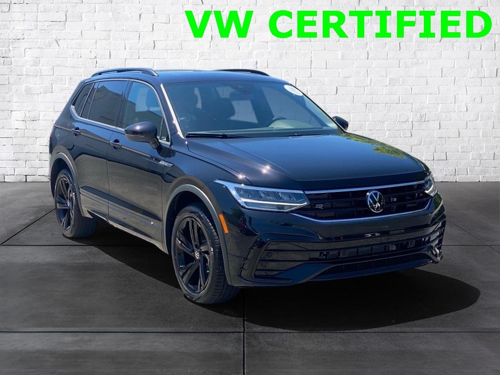 Certified 2024 Volkswagen Tiguan SE R-LINE BLACK with VIN 3VVCB7AX9RM205744 for sale in Chattanooga, TN