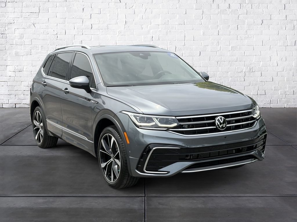 Certified 2022 Volkswagen Tiguan 2.0T SEL R-Line SUV
