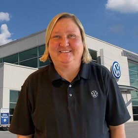 Staff member Charolene Smith from ID_efff0f737cc1