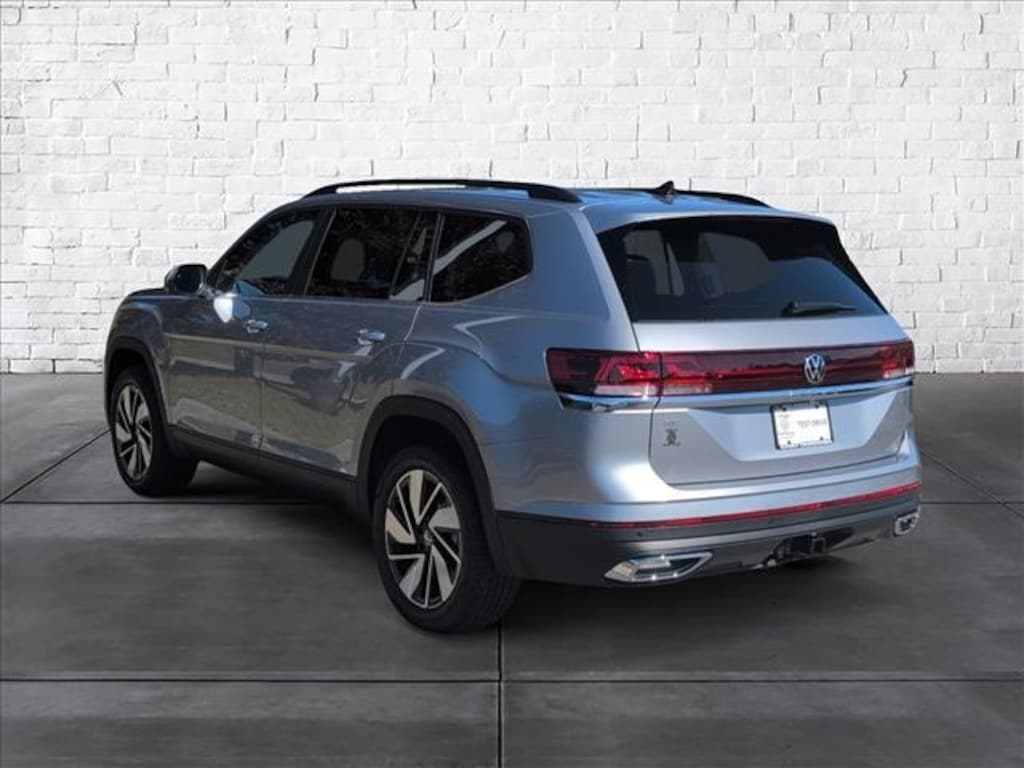 New 2026 Volkswagen Atlas 2.0T SE w/Technology SUV