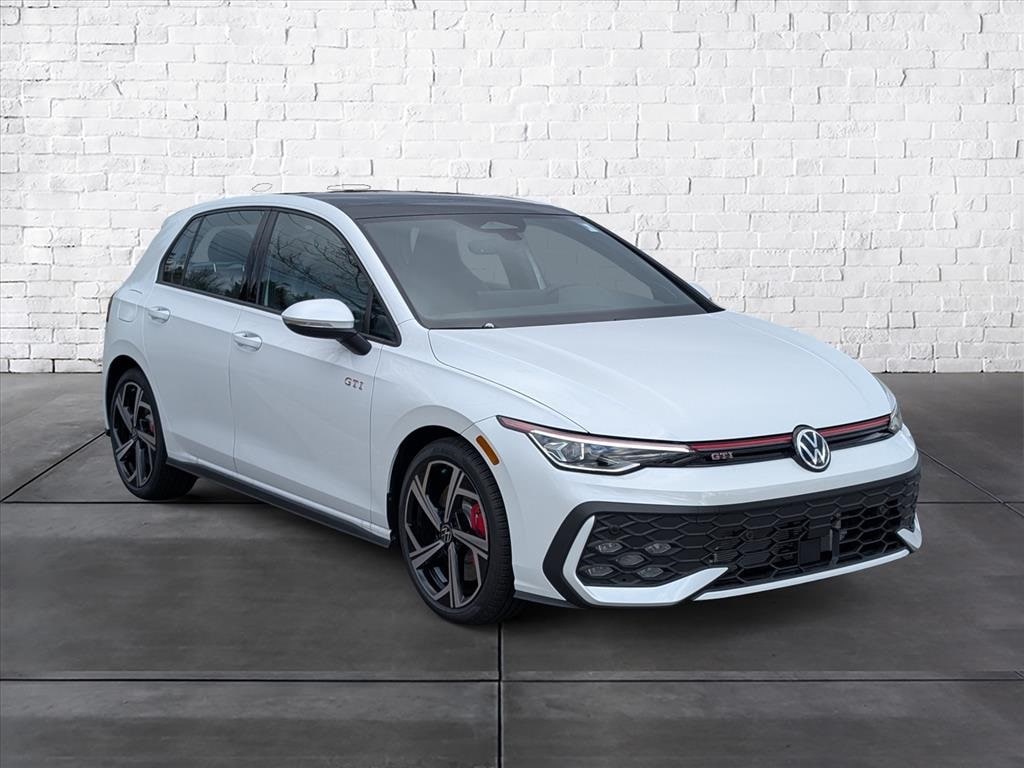 2026 Volkswagen Golf GTI SE's photo