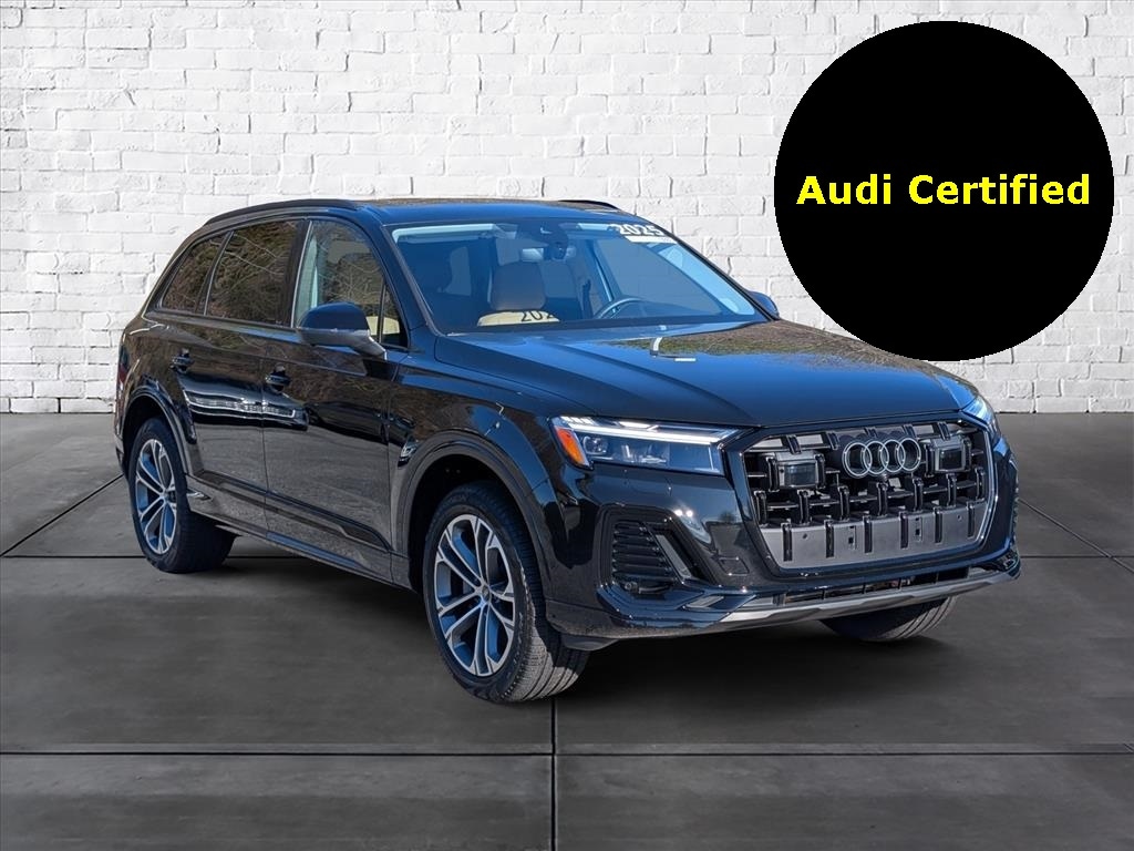 2025 Audi Q7 Premium