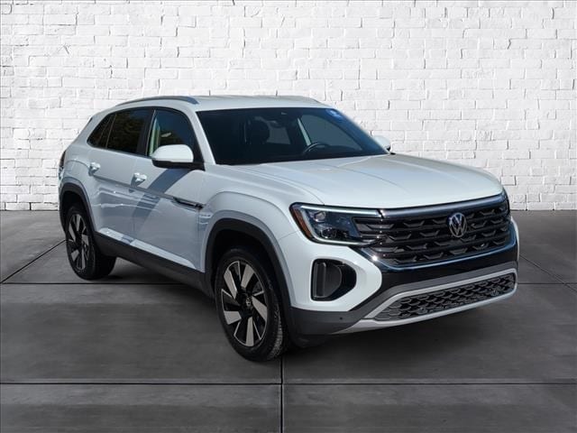 2024 Volkswagen Atlas Cross Sport SE w/Tech