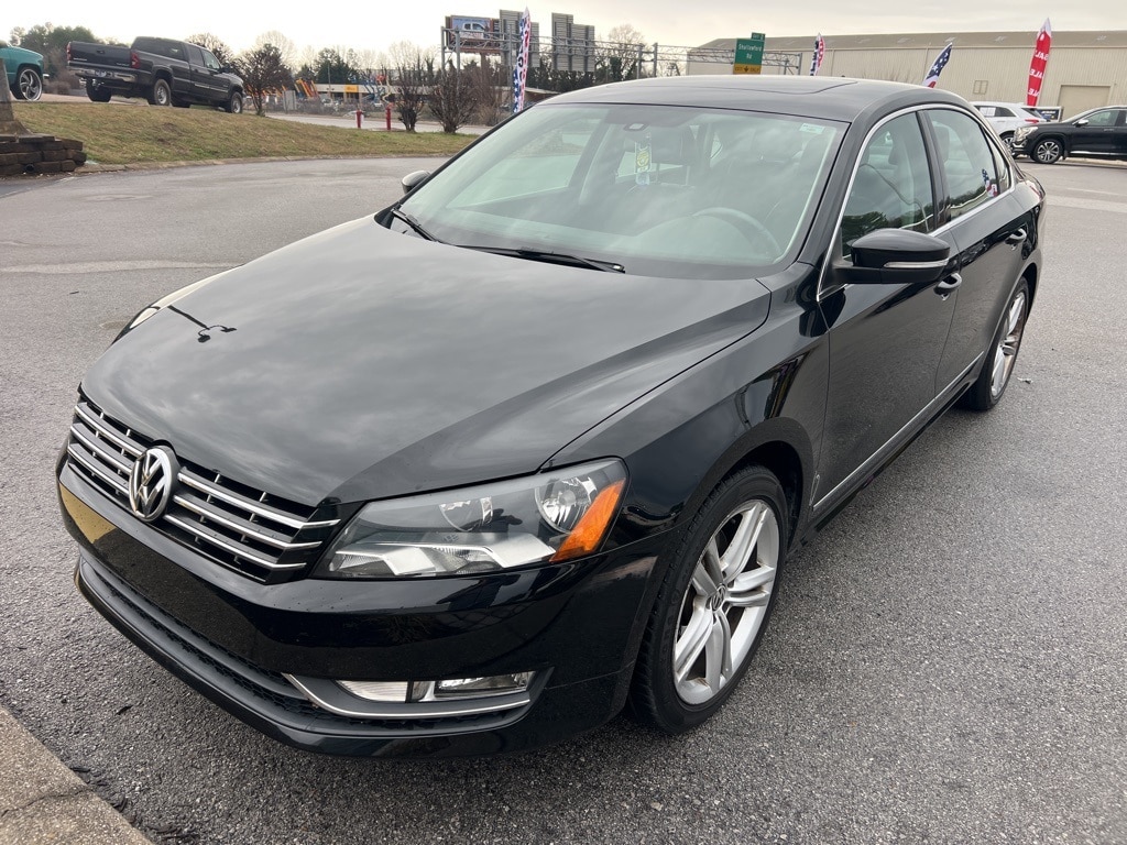 2014 Volkswagen Passat SEL Premium