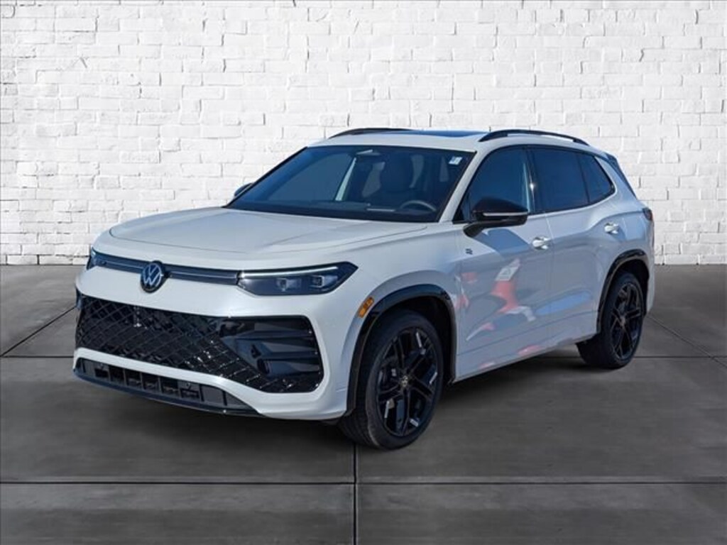 New 2026 Volkswagen Tiguan 2.0T SE R-Line Black SUV