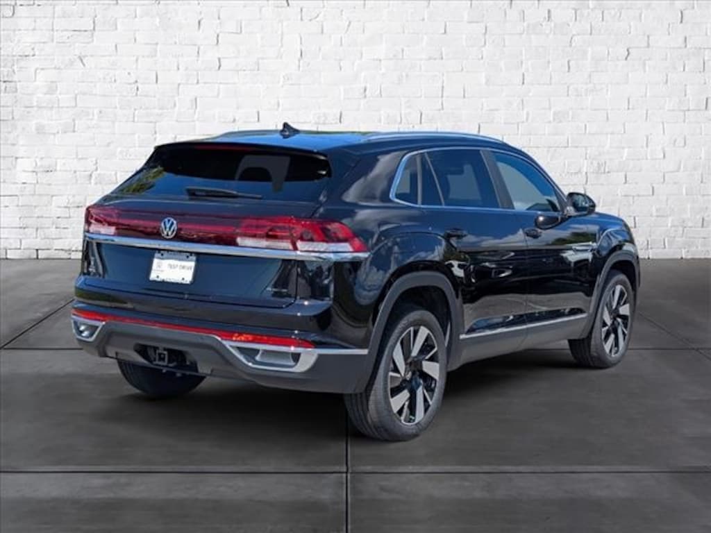 New 2026 Volkswagen Atlas Cross Sport 2.0T SEL SUV