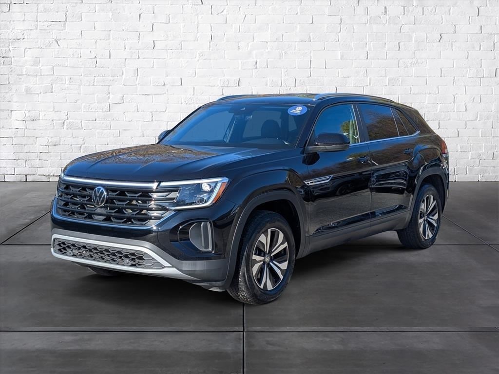 Certified 2025 Volkswagen Atlas Cross Sport 2.0T SE SUV