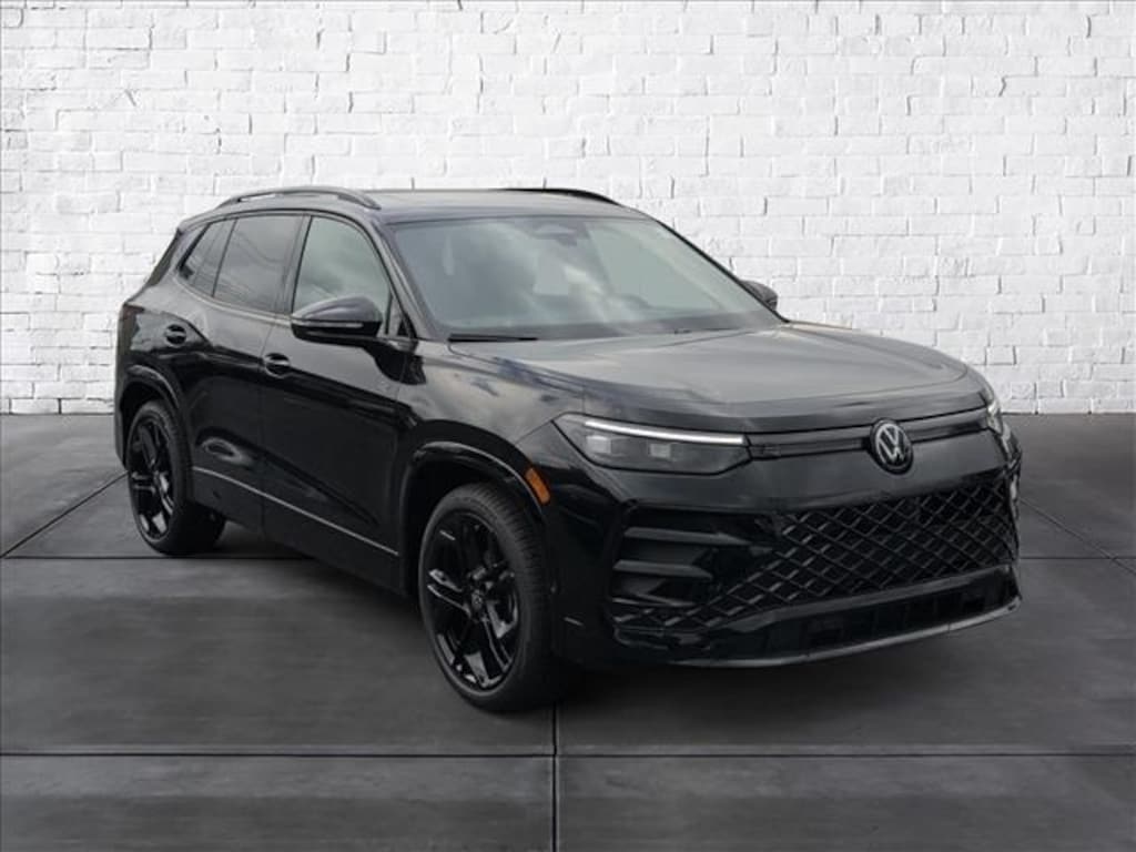 New 2025 Volkswagen Tiguan 2.0T SE R-Line Black SUV