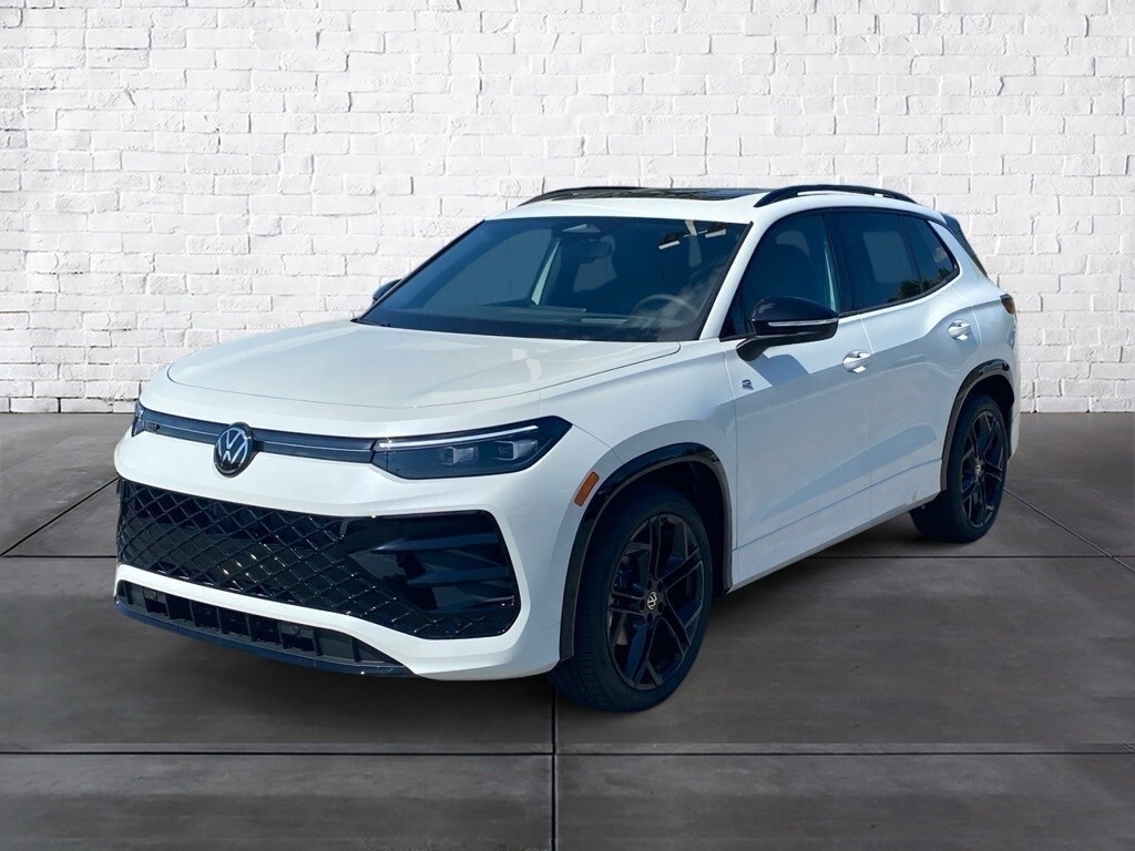 2025 Volkswagen Tiguan SE R-Line Black photo 2