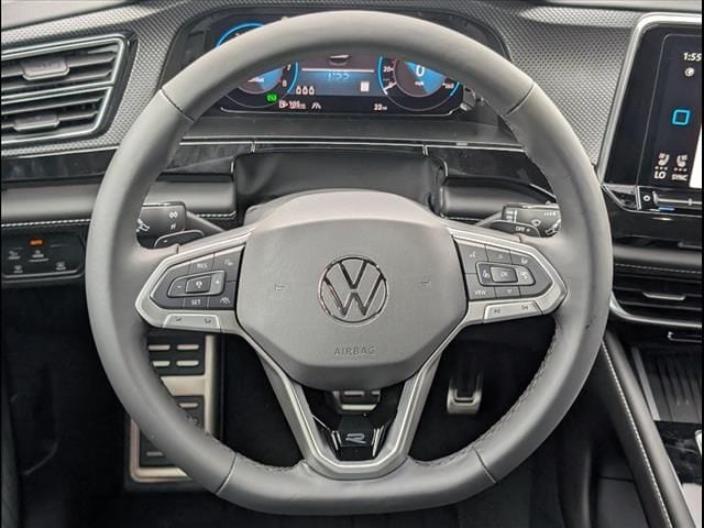 2026 Volkswagen Atlas Cross Sport SEL Premium R-LINE - Photo 8