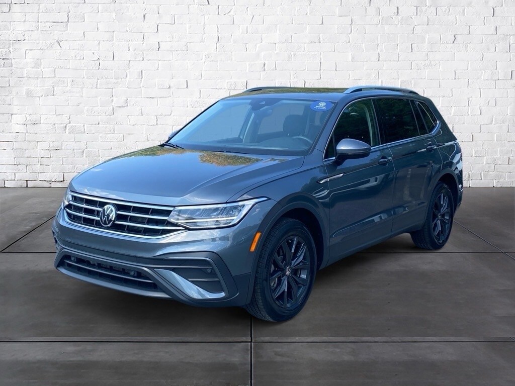 2024 Volkswagen Tiguan SE Wolfsburg Edition photo 3