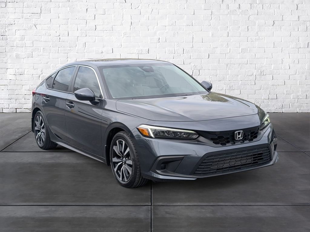 Used 2024 Honda Civic EX-L Hatchback