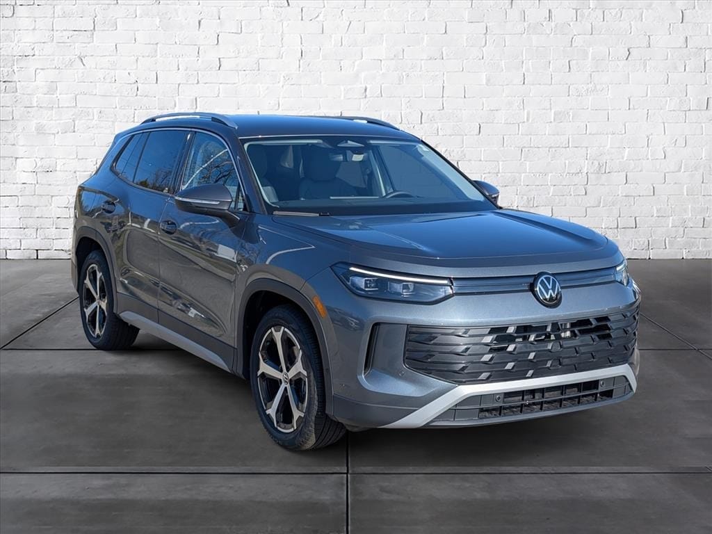 New 2026 Volkswagen Tiguan 2.0T SE SUV