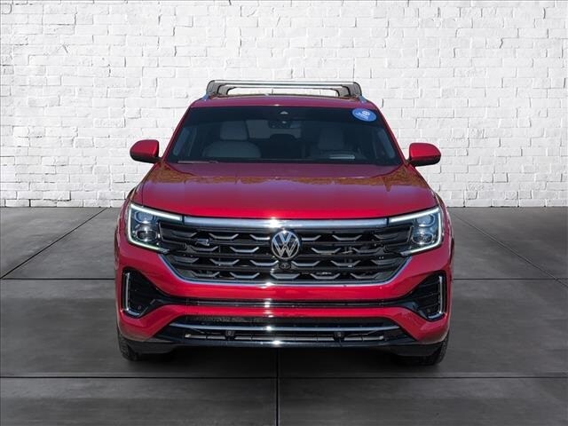 2024 Volkswagen Atlas Cross Sport SEL Premium R-Line photo 2