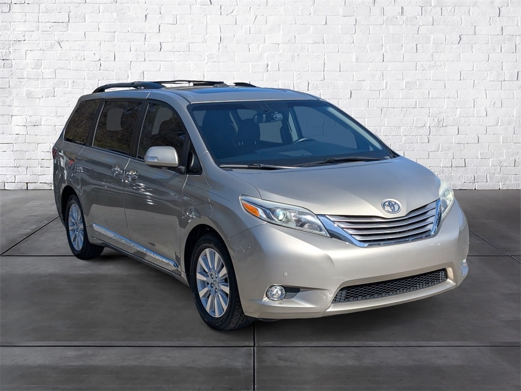 Used 2017 Toyota Sienna Limited Premium 7 Passenger Van