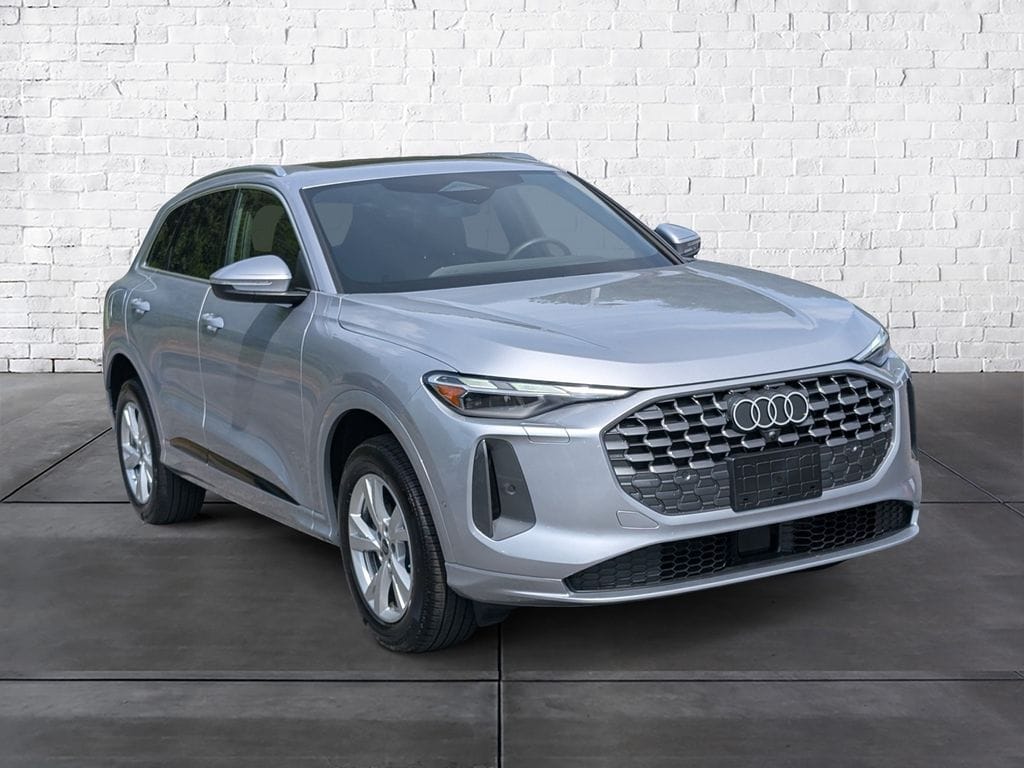 2025 Audi Q5 40 Premium's photo