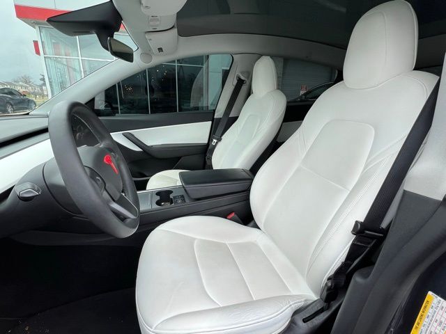 2022 Tesla Model Y Performance photo 2