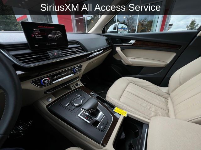 2020 Audi Q5 45 Premium photo 3