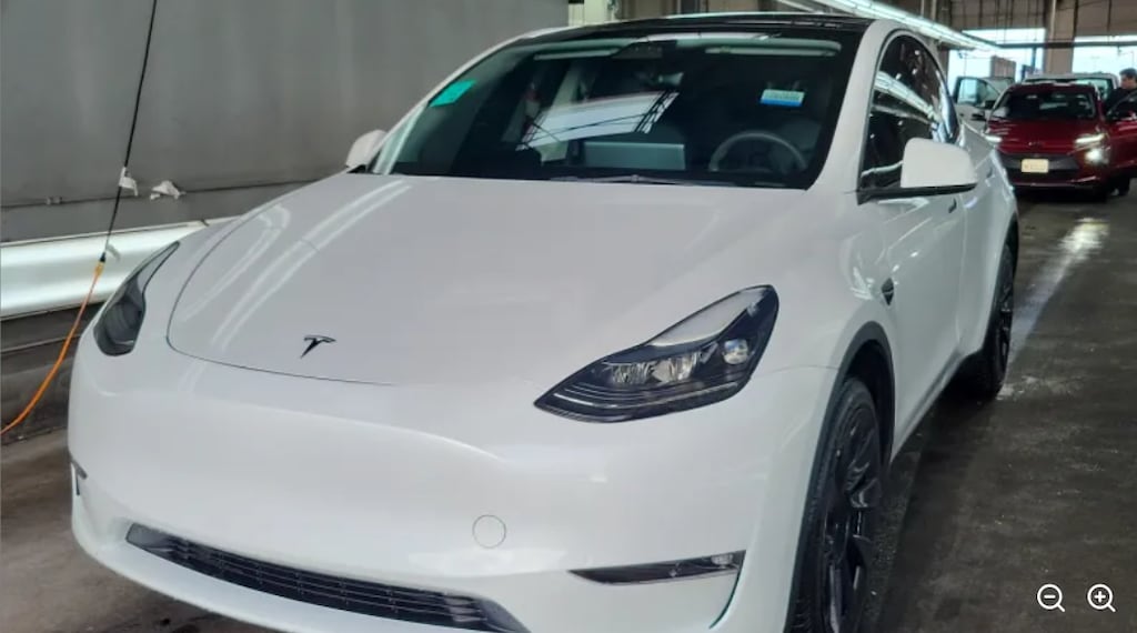 Used 2023 Tesla Model Y Long Range SUV