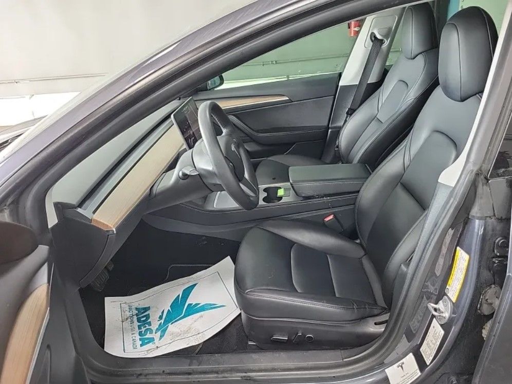 2021 Tesla Model 3 Long Range photo 2