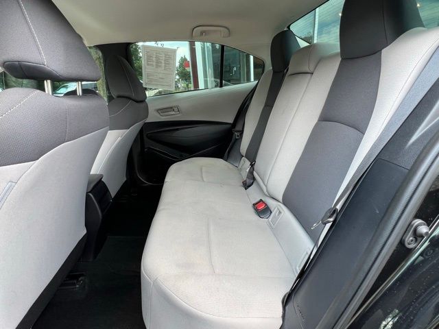 2022 Toyota Corolla LE photo 4